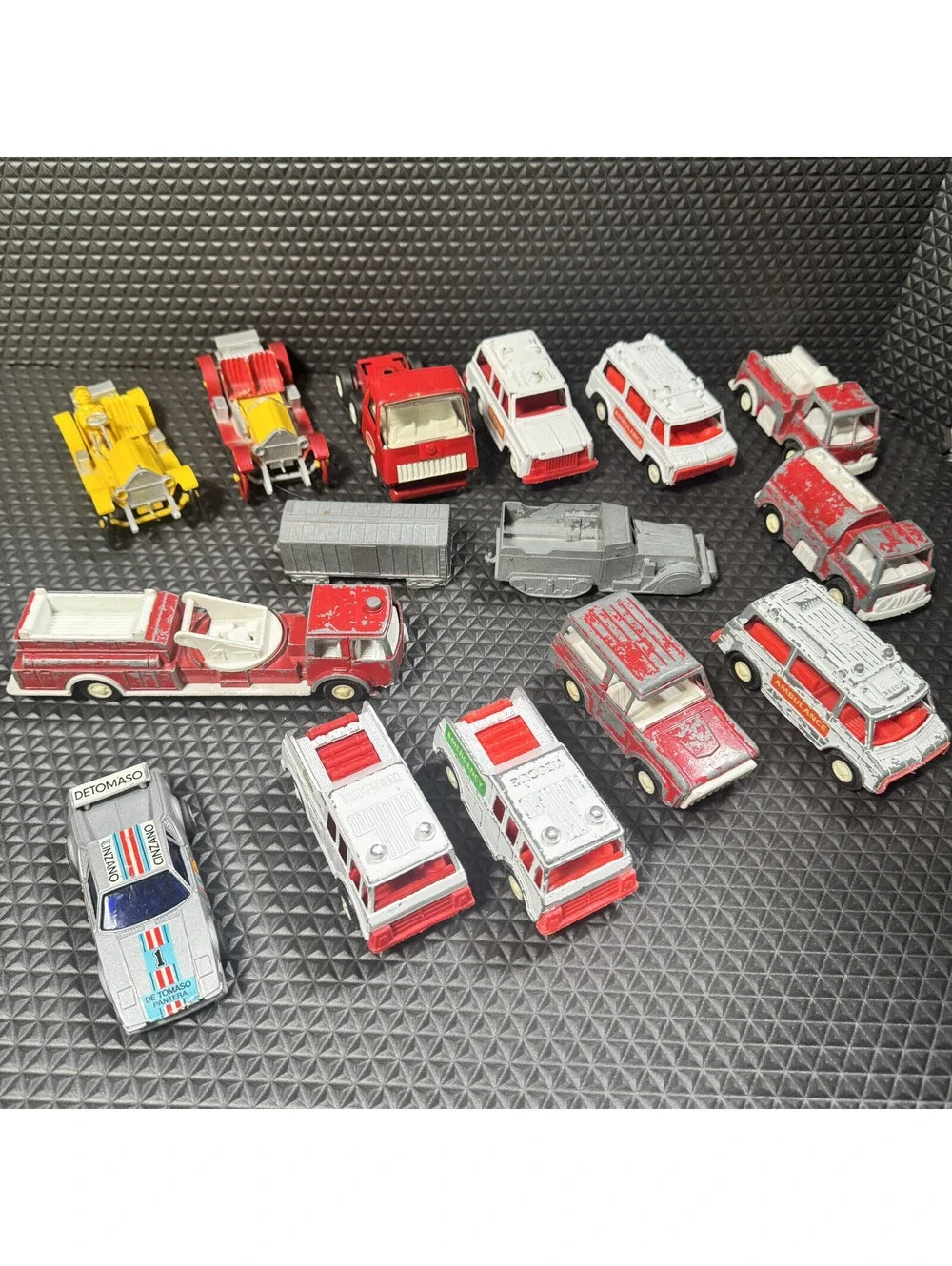 15 Vtg Tonka, Tootsie Toys, Gowland Cars Trucks Ambulance Fire Truck Cast Metal